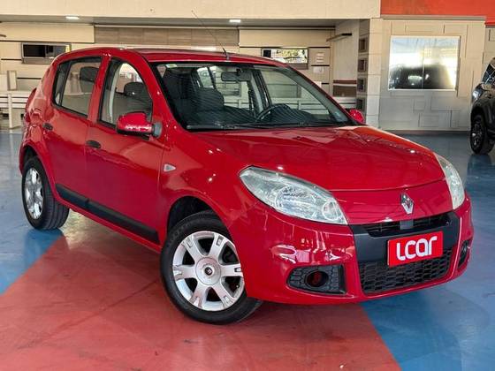 RENAULT SANDERO 1.0 EXPRESSION 16V FLEX 4P MANUAL RENAULT SANDERO 1.0 EXPRESSION 16V FLEX 4P MANUAL